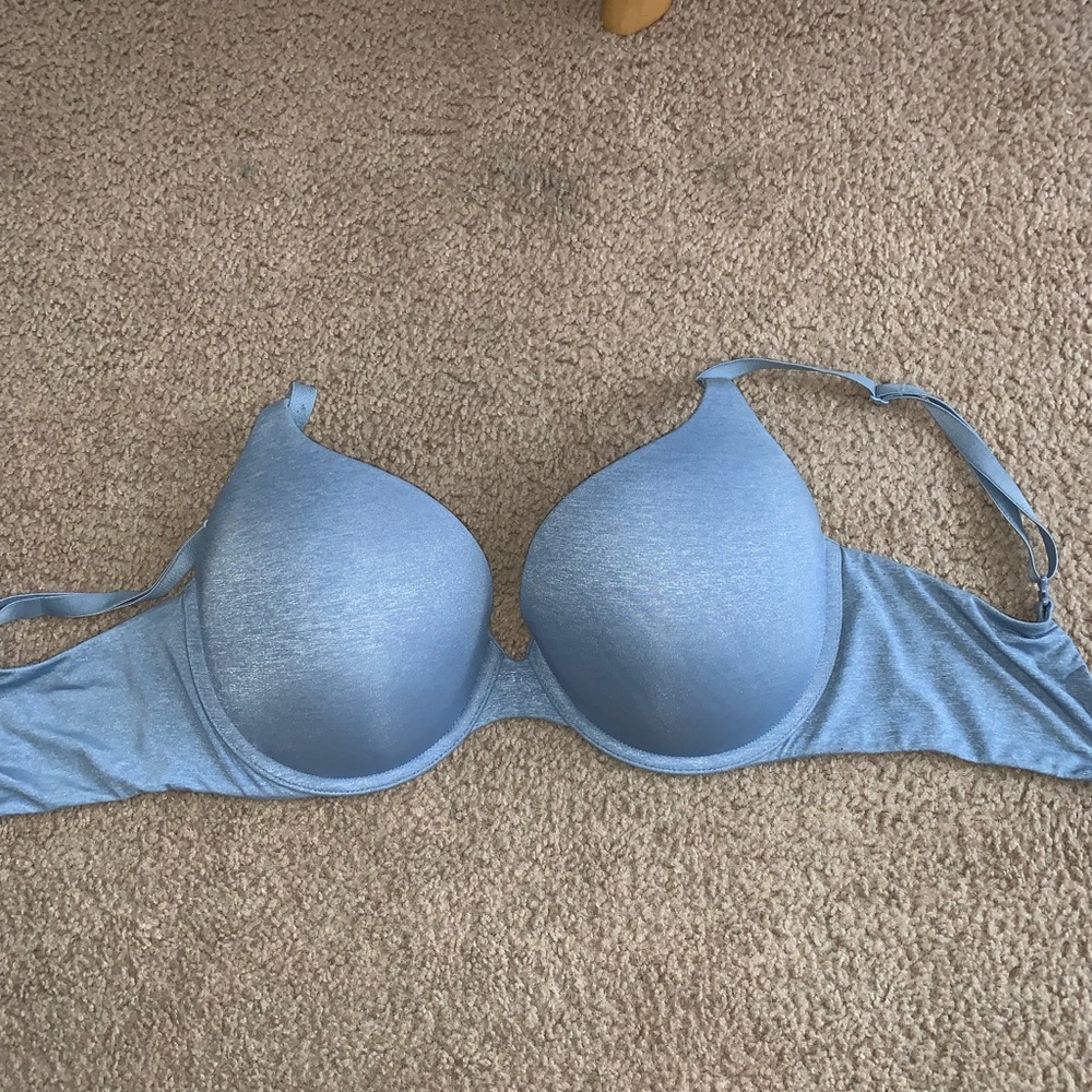Victoria’s Secret push up bra padded